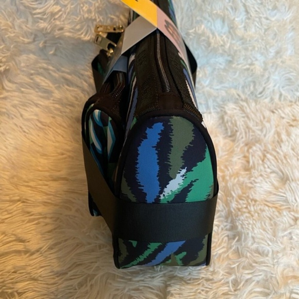 New Diane Von Furstenberg 3 Piece Travel Pouch Set in Blue, Green and Black - Picture 4 of 9